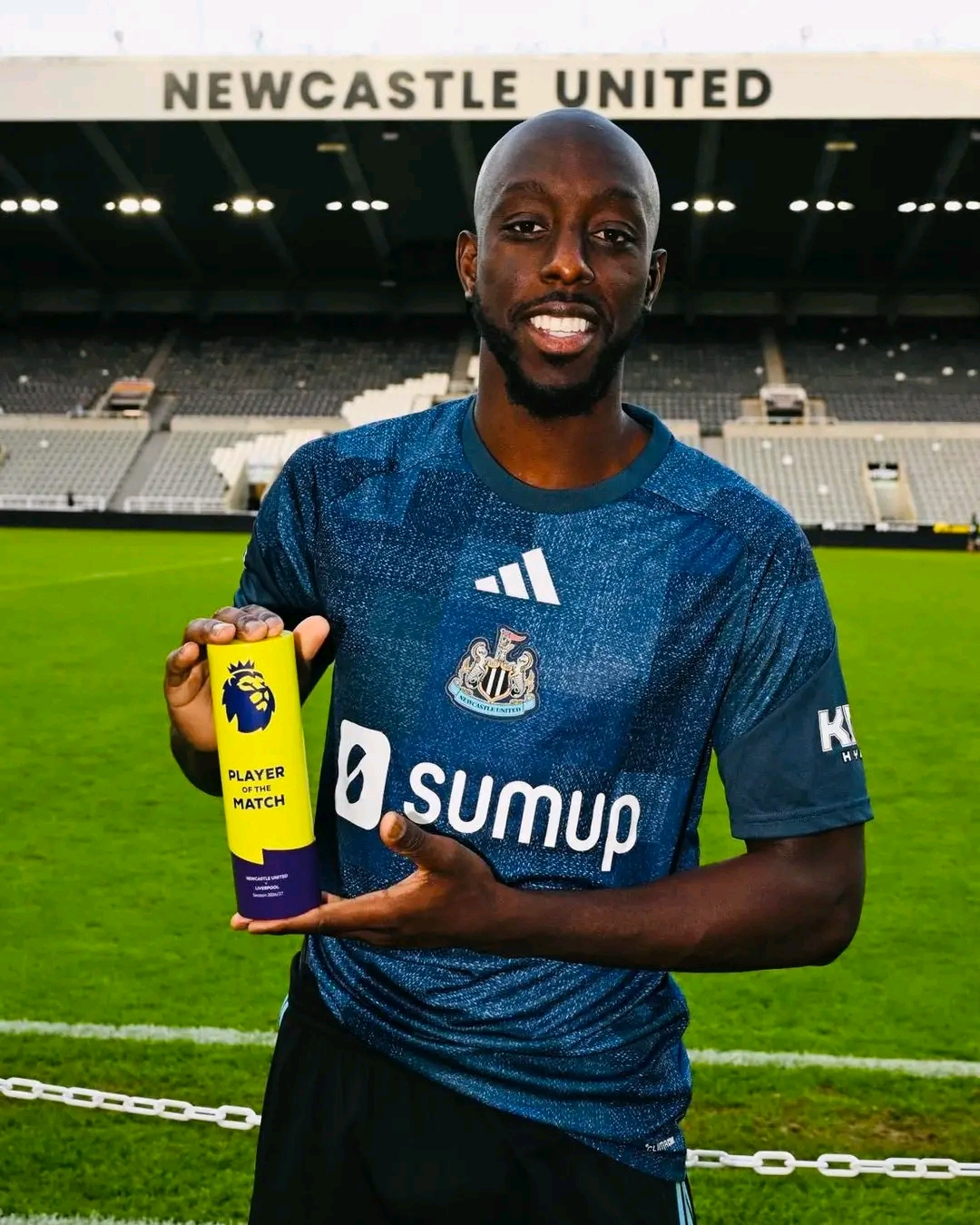 Football | Premier League : Yoane Wissa, homme du match : le « Kovo National » séduit Newcastle face à Liverpool !